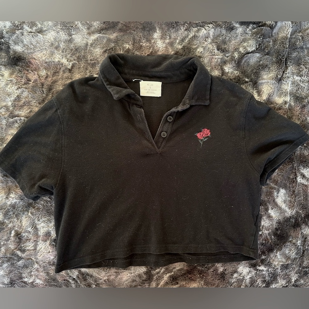 Rose Embroidered Cropped Polo Top